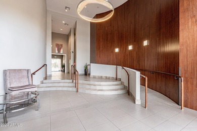 ELEGANT 2-STORY TOWNHOME in the Prestigious Willow Historic