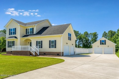 (private lake, pond, coastal) Home For Sale in Hertford North Carolina