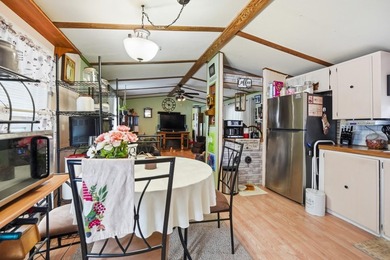 Well maintained 2-bedroom, 2 bath home with Deeded Lake Access - photo 14