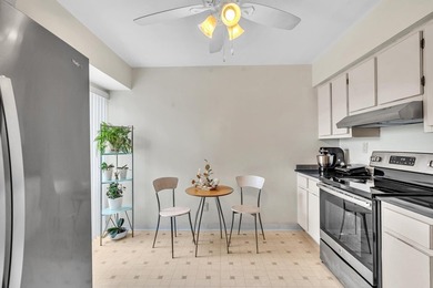 Discover exceptional space, comfort, and convenience in this - photo 17