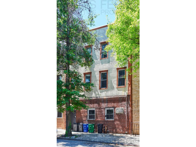INVESTOR ALERT/High-Yield 5-Unit Asset in Prime Williamsburg - photo 1