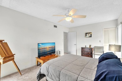Discover exceptional space, comfort, and convenience in this - photo 33