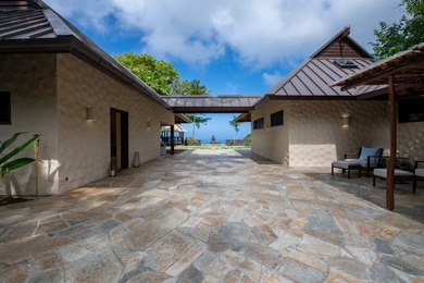 Welcome to Hale Laule'a, the House of Peace. A property that is - photo 5