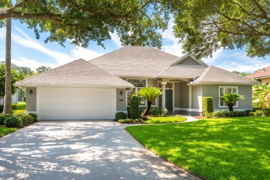 Lakes at Windsor Parke Golf Club Home For Sale in Jacksonville Florida