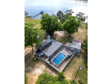 Welcome to your waterfront getaway on beautiful Pataula Creek! - photo 3