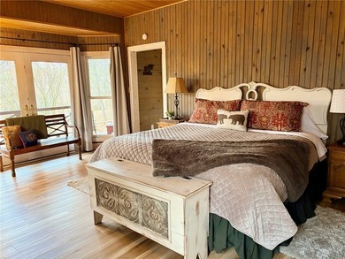 The Buffalo River Farmhouse is currently a successful nightly - photo 12