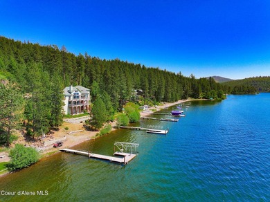 Located in Carlin Bay, this custom lakefront home offers 6,074 - photo 14