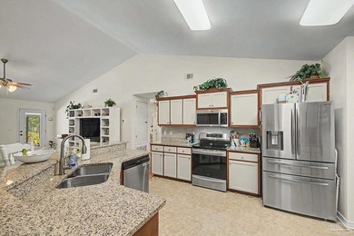 Located in the highly desirable Summerset Estates community of - photo 18