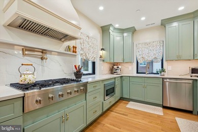 This home is set squarely between Passyunk Square and Queen - photo 20