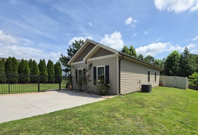 RARE FINANCING OPPORTUNITY! Qualified buyers may be able to - photo 21