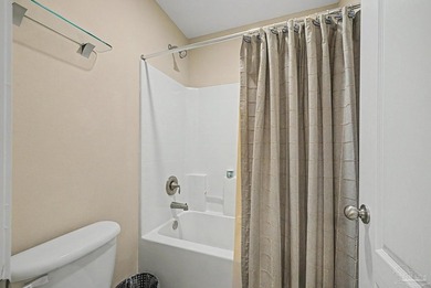 Located in the highly desirable Summerset Estates community of - photo 31