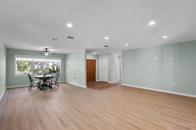 Beautifully remodeled and move-in ready, this 2-bedroom, 2 bath - photo 11