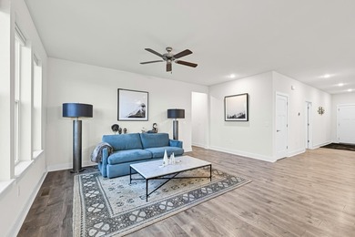 Welcome to this beautifully crafted 3-BD, 3-BA ranch, designed - photo 15