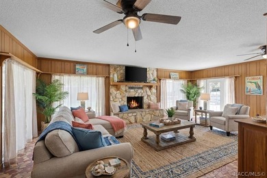 Beautifully remodeled and move-in ready, this 2-bedroom, 2 bath - photo 15