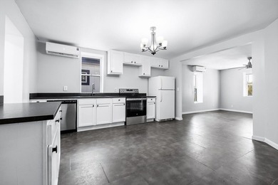 -- Offering 2% lender credits when using preferred lender -- - photo 7