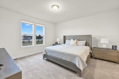 Welcome to this beautifully crafted 3-BD, 3-BA ranch, designed - photo 18