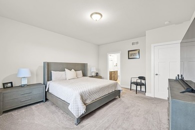 Welcome to this beautifully crafted 3-BD, 3-BA ranch, designed - photo 19