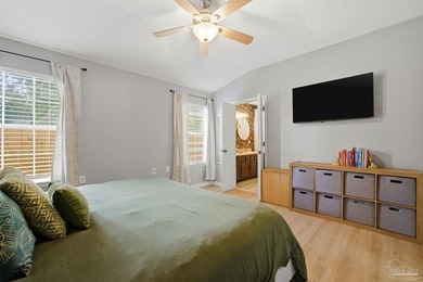 Back on the market at no fault of the seller! Want a - photo 19
