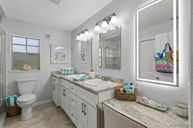 Beautifully remodeled and move-in ready, this 2-bedroom, 2 bath - photo 20