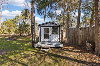 Beautifully remodeled and move-in ready, this 2-bedroom, 2 bath - photo 27