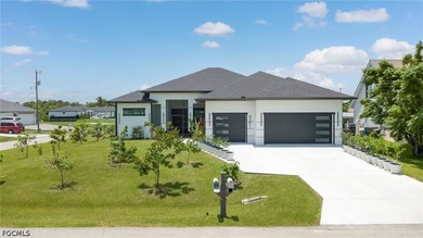 Welcome to this spectacular, centrally located residence - photo 2