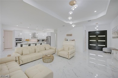 Welcome to this spectacular, centrally located residence - photo 5