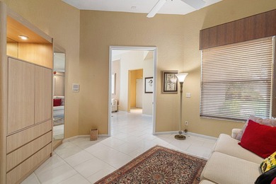 Desirable Devon model with 3 bedroom and 3 bathrooms. This open - photo 19