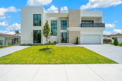 Brand-new waterfront modern estate in the gated Enchanted Lake - photo 2