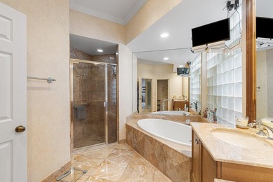Desirable Devon model with 3 bedroom and 3 bathrooms. This open - photo 22
