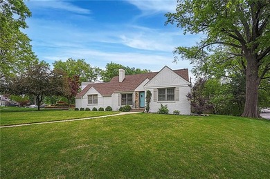 RECENT, TASTEFUL, OWNER-MADE UPDATES THROUGHOUT! This Fairway - photo 3