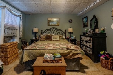 Spacious waterfront home at Lake Nehai. - photo 19