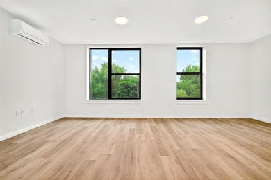 Welcome to the Soundview Park Townhouses. This is New - photo 11
