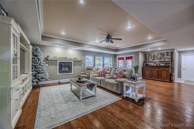 Spacious and stylish 2-story home in Horseshoe Bend on over 1