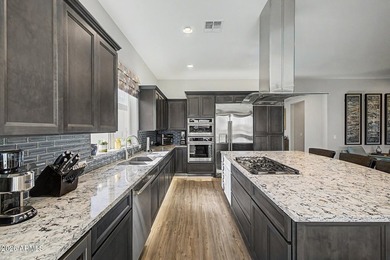 Prepare to be amazed! This fantastic 2 bed, 2.5 bath property - photo 19