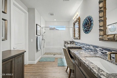 Prepare to be amazed! This fantastic 2 bed, 2.5 bath property - photo 39