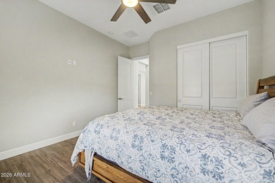 Prepare to be amazed! This fantastic 2 bed, 2.5 bath property - photo 43