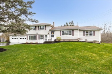 Lake Home Sale Pending in Canandaigua, New York