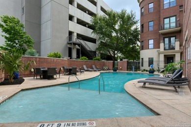 Luxury Condominium Offering Easy, Elegant Living! Welcome to