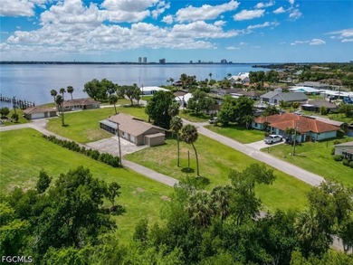 ENDLESS POSSIBILITIES! This unique property offers over half an - photo 5