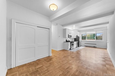 Fabulous 2 Bedroom - Plus Bonus Room - 2 Full Bath unit offering - photo 5