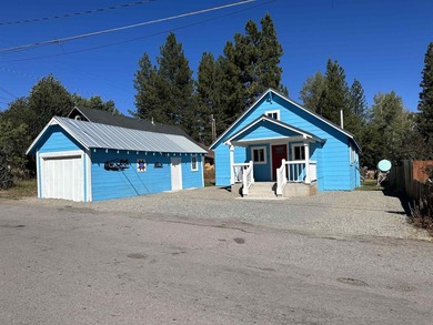 Wonderful upgraded 3 bedroom 1 bathroom home in Westwood! Step - photo 2