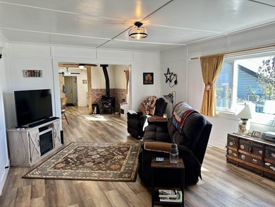 Wonderful upgraded 3 bedroom 1 bathroom home in Westwood! Step - photo 7