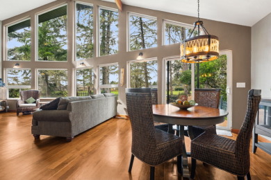 Lindal Cedar Home on the Ocean Shores Golf Course - photo 4