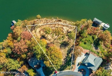 Tellico Lake Lot Sale Pending in Loudon Tennessee