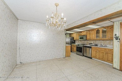 Exceptional opportunity to own a vacant two-family attached home - photo 14