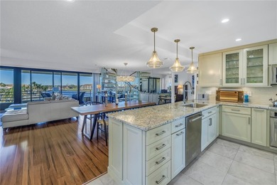 A rare waterfront offering in Pasadena Yacht & Country - photo 15