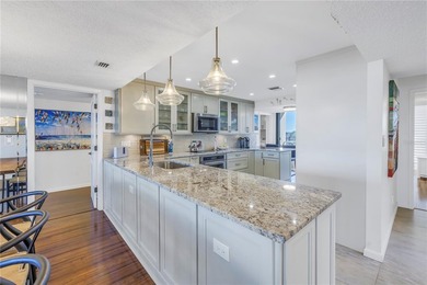 A rare waterfront offering in Pasadena Yacht & Country - photo 17