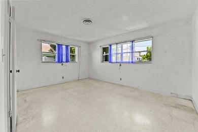 Welcome to this charming single-story residence in Country Club - photo 17