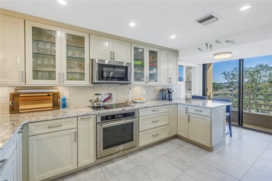 A rare waterfront offering in Pasadena Yacht & Country - photo 18