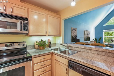 Affordable West Facing top floor city living! Desirable